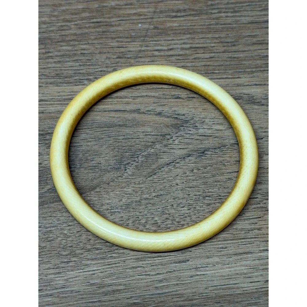 Off-White Bakelite Bangle Bracelet 1940's Vintage